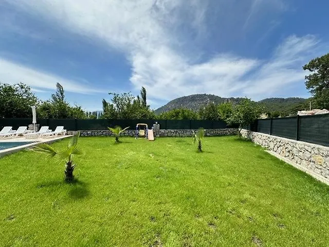 Villa Yazz